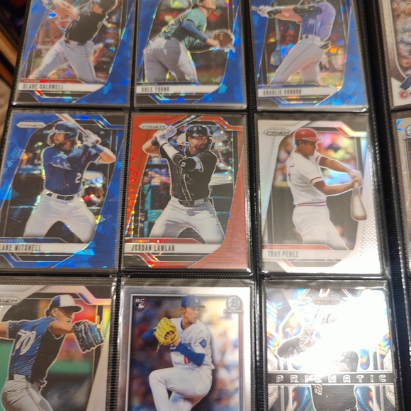 Sports Card Collection - Picture 6 of 16